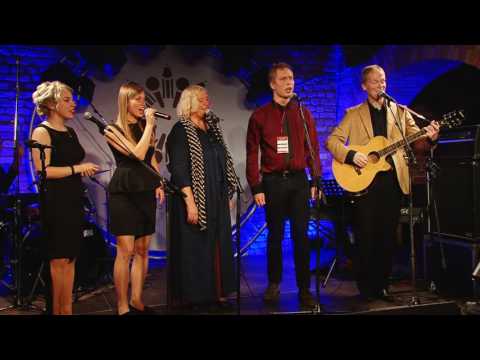 Miltiņu ģimene - Ejot cauri rudzu laukam (BILDES 2016)