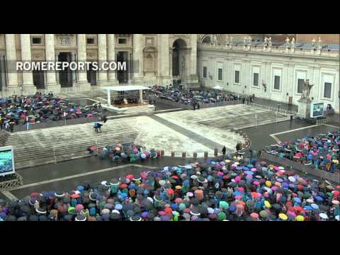 ¨Oración, no chismes¨, pide el papa Francisco