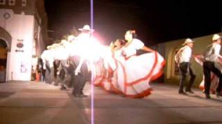 preview picture of video 'Las comaltecas, Ballet Folklórico de la Universidad de Colima'