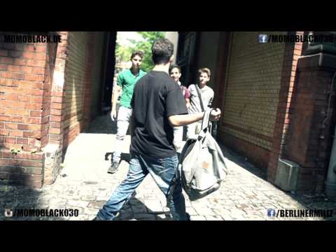 Momo Black - Er (Offizielles HD Video)