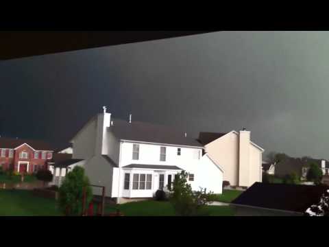 Captivating Storm Footage: Witness the Power of Nature