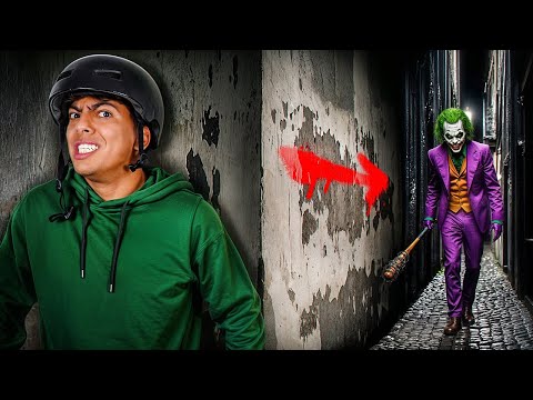 FUI PERSEGUIDO POR UM CORINGA ASSUSTADOR!