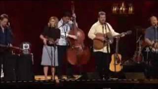 Alison Krauss &amp; Union Station - The Boy Who Wouldn&#39;t Hoe Corn (Live 2002)