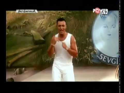 Isyankar - Mustafa Sandal ft. Gentleman