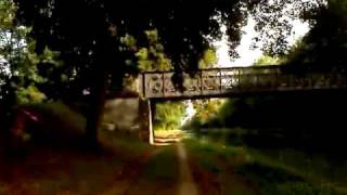 preview picture of video 'Cycling along the Canal de Bologne France - www.tour.tk'