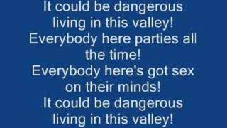 The Kelly Affair - Be Your Own Pet - Lyrics