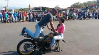 preview picture of video 'piruetas de moto en cocorote yaracuy'