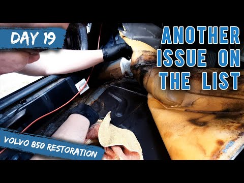 Volvo 850 Restoration - Interior Cleaning, Removal And A Wet Surprise
