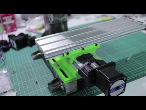"Игрушечный" ЧПУ фрезерный станок из китайского координатного столика. Станина, шпильки и крепления