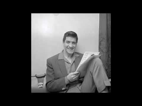 Michael Holliday - The Gal With The Yaller Shoes