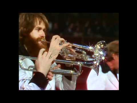 JAMES LAST - Rum and Coca Cola/Quando Quando. Live in London 1978. (HD).