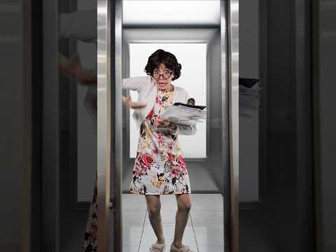 CAN YOU SCROLL?!?! #nuelle #teacher #scroll #lol #elevator #humor #loop #homework #class #school #tv