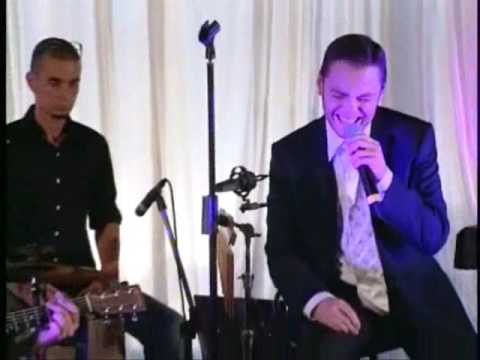 Tiziano Ferro - Ti Scatterò Una Foto     (live)