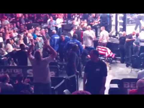 Neiman Gracie wins! Bellator 180 - his Dad celebrates!