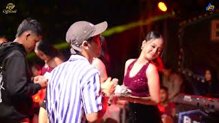 Download lagu DUDA ARABAN - ERNACABE - BLMUSIK LIVE IN CIPINING ARGAPURA - CIGUDEG mp3 Download lagu DUDA ARABAN - ERNACABE - BLMUSIK LIVE IN CIPINING ARGAPURA - CIGUDEG mp3