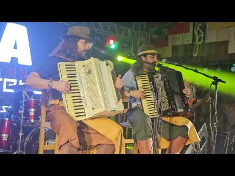 O Grupo do Porca Véia em Itaiópolis-SC. 