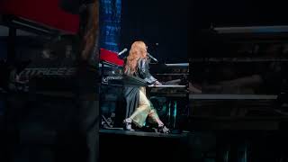 Tori Amos - Pandora’s Aquarium (Royal Albert Hall, London, England) 3/04/2023