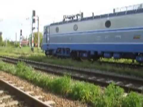 Zgomot compresor locomotiva electrica EA585 a depoului Pascani - 11.05.2008