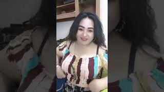 Download lagu Tante Erna Cantik Chubby Bohay #shorts #fyp #viral #montok #fifawirldcup2023 #bbw #tante #chubby mp3