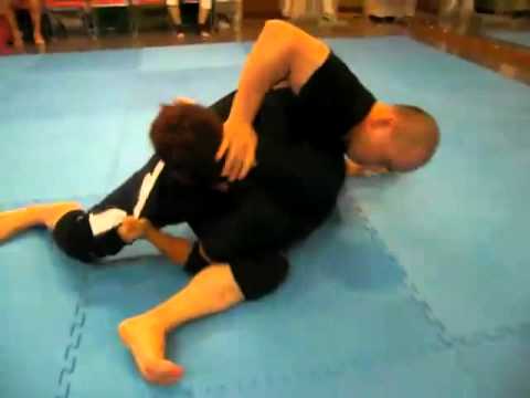 阪急武庫之荘　総合格闘技ジム　マススパーリング3　10月15日（火）