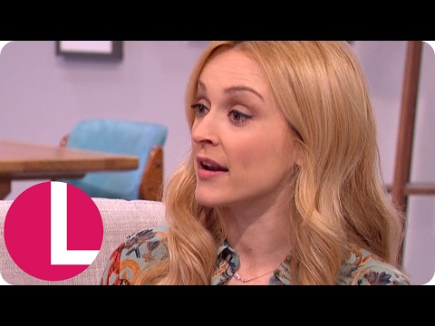 download lagu mp3 mp4 Fearne Cotton Happy, download lagu Fearne Cotton Happy gratis, unduh video klip Fearne Cotton Happy