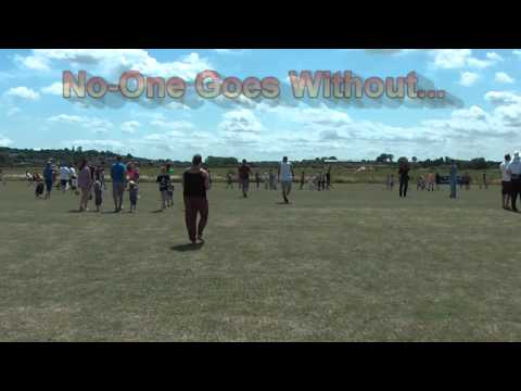 Bartons Point Flying Spectacular 2015 Toffee Drop