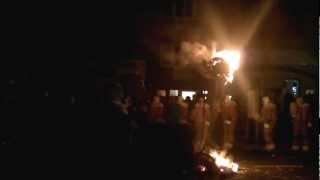 preview picture of video 'Brûlage de bosses des Maugrétout - Laetare 2012'