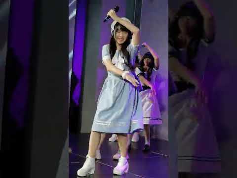 220828 (Mew Fancam) Shining Stars - Shining Stars @ Summer Breeze of Summer Break - Donki Thonglor