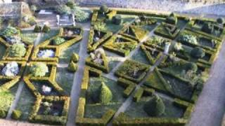 preview picture of video 'Gardens of Pays de la Loire - Donjon de Ballon'