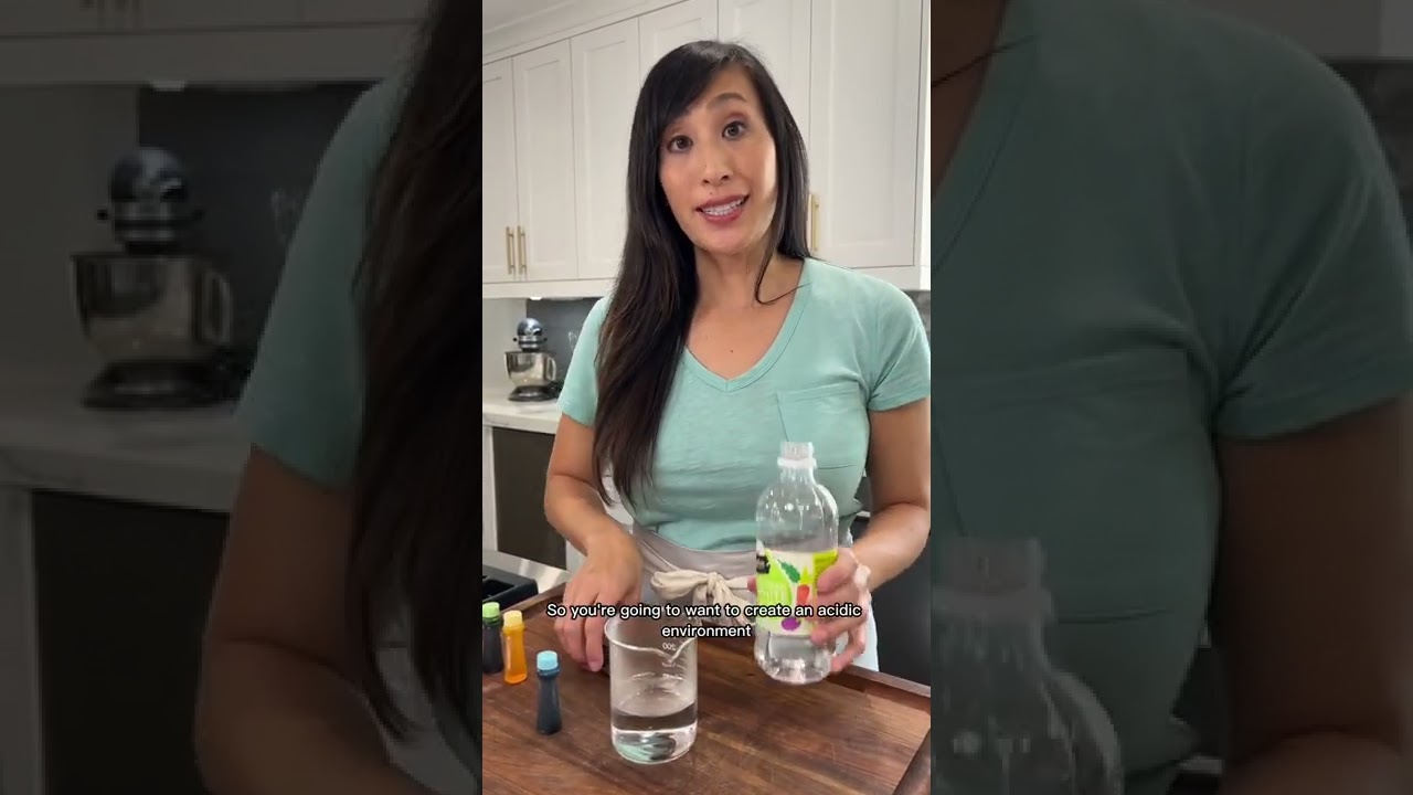 How to Make Homemade Dyed Easter Eggs!