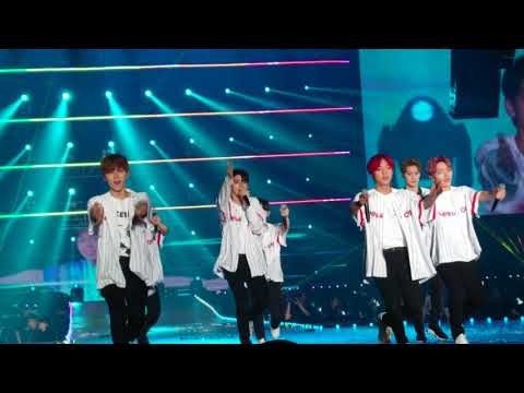 20180729 Wanna One World Tour ONE: THE WORLD in Hong Kong - Wanna Be + Twilight