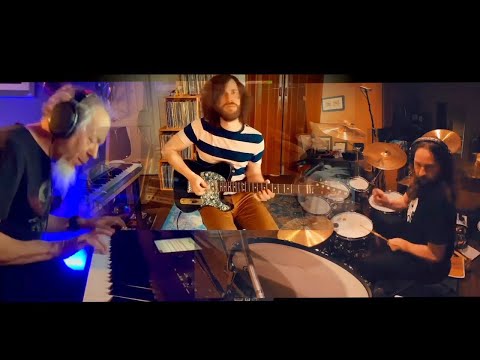 McStine & Minnemann feat. Jordan Rudess - Snowball III