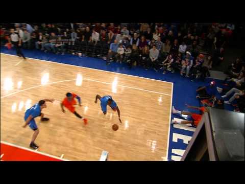 Reggie Jackson Posterizes Amar'e Stoudemire - Top NBA Christmas Play #3