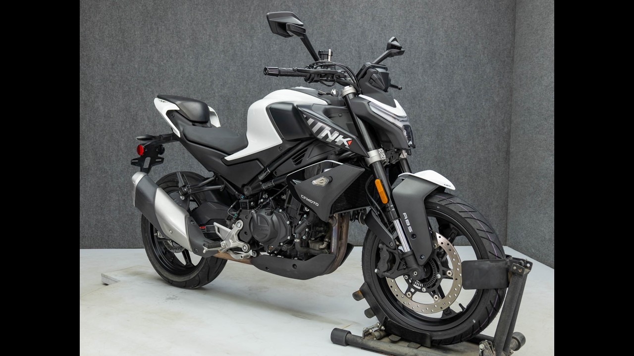 A photo of this 2024 CFMOTO 450NK W/ABS