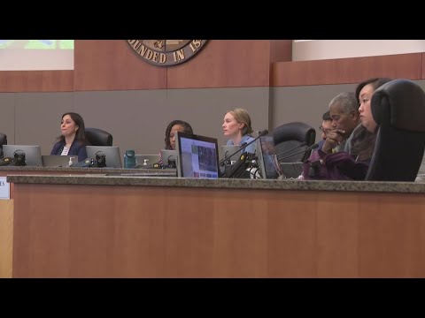 Hundreds weigh in as Sacramento reviews sanctuary city policy