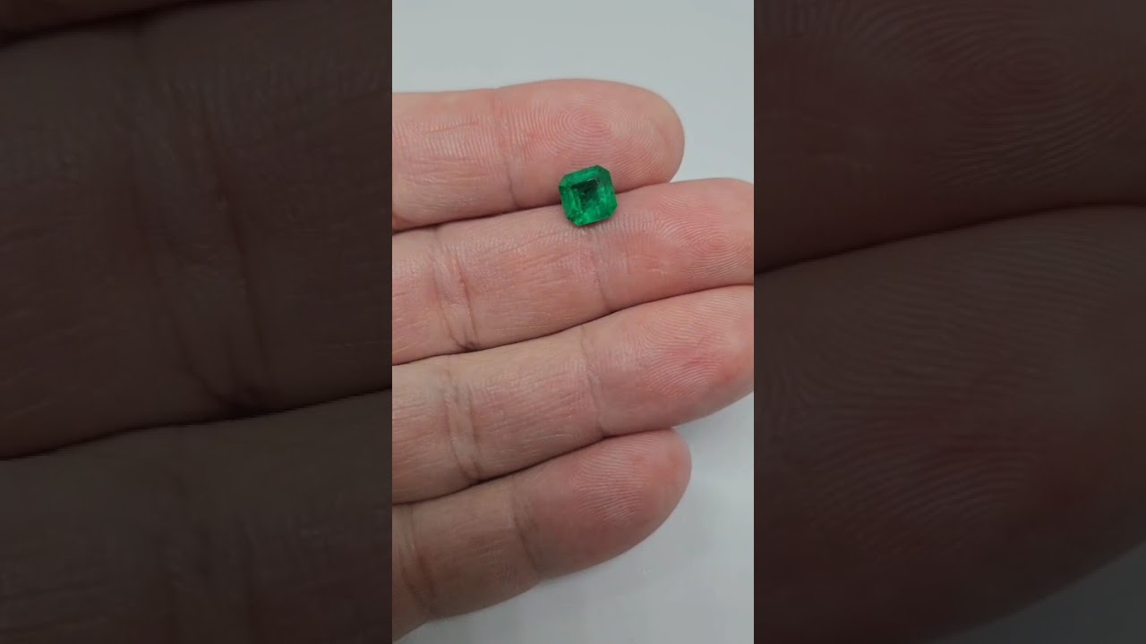 Esmeralda Lapidada Quadrada 6.7x6.7mm – 1.38cts por R$1450