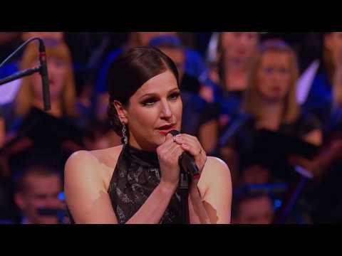 Marie-Anne Manca Izmajlova: Divljus' ya na nebo/UKR - Tamo daleko/SERB