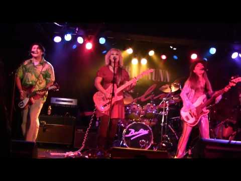 TammyO_Brixton_11192011_OuttaMyHands.mp4