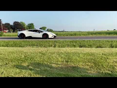 2017 Lamborghini Huracán LP 640-4 Performante: Roaring Dominance on Quiet Streets!