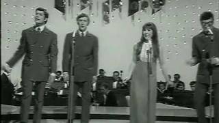 The Seekers - Music Of The World A 'Turnin'