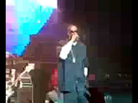 Snoop Dogg VS Ghostland Observatory Concert (Jump Around)