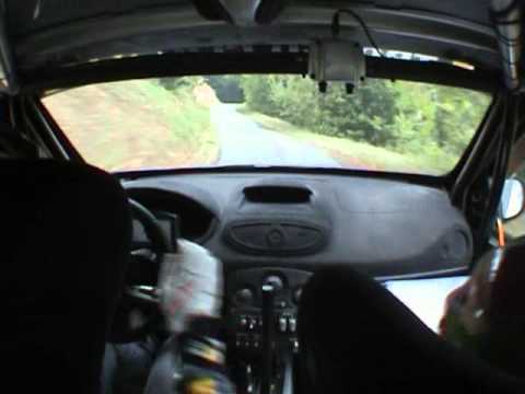 Rally valli cuneesi 2011Camera-car Giordano-Siragusa RENAULT Clio R3C.wmv