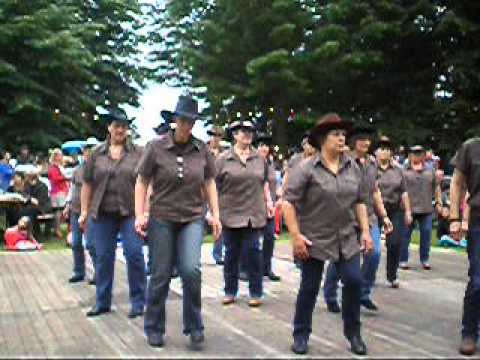 line dance scratch Koningshooikt.  reflection