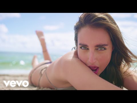 Nicole Favre - Así De Simple (Video Oficial)