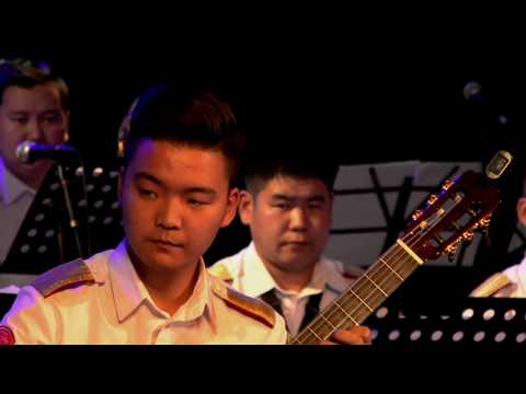 Orgilsy ft Quartet - Bayriin Uyanga Sharav