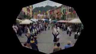 preview picture of video 'Banda Pizzorno e Majorettes - Festa del Tartufo di Millesimo 2013'