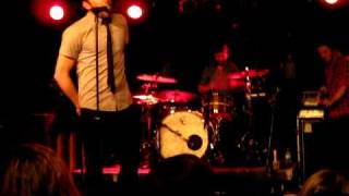 Mat Kearney - Here We Go into Runaway Car (Mat enters crowd)