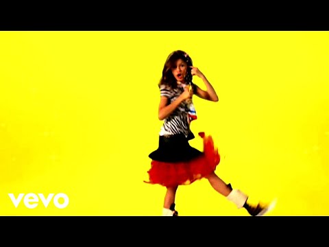 Zendaya is now my fav celeb!!! Why? Just watch this...