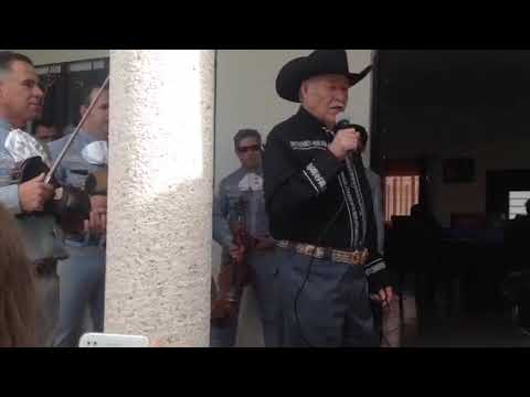 Don Rubén en el cumpleaños de la Abuelita María VII 2019