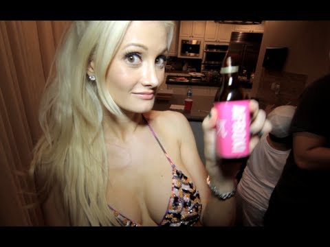 Afrojack and Steve Aoki featuring Miss Palmer - No Beef [OFFICIAL VIDEO HD]